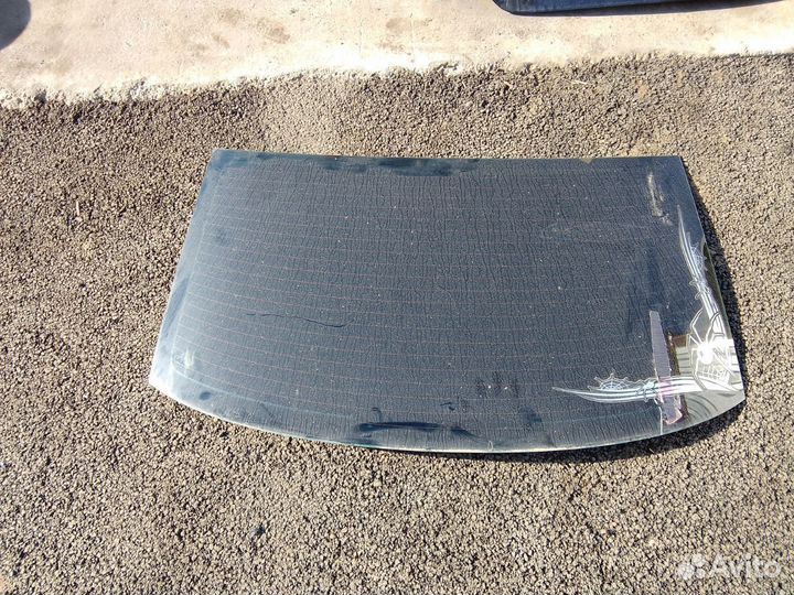 Стекло заднее VW Polo sedan