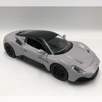 Модель автомобиля Maserati MC20 1:24 металл