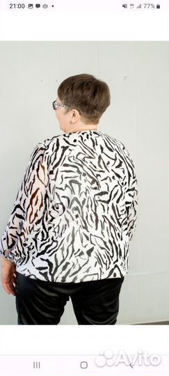 Белая с принтом шифоновая блузка