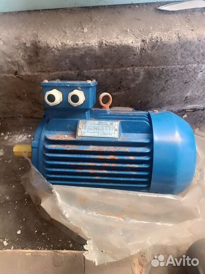 Электродвигатель 3 квт- новый.380.1.5 квт