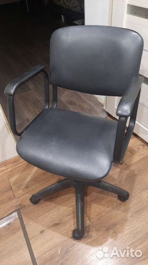 Компьютерное кресло