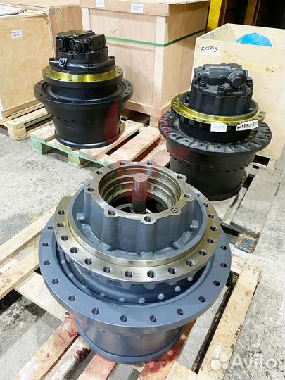 Бортовой редуктор Doosan S400LC-V