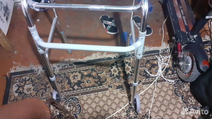 Ходунки с колесами