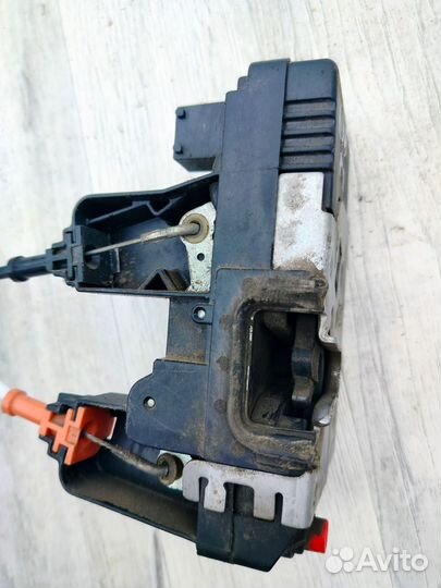 Замок задней правой двери Chevrolet Viva 2004