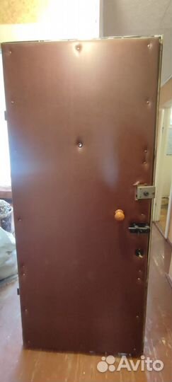 Дверь входная железная