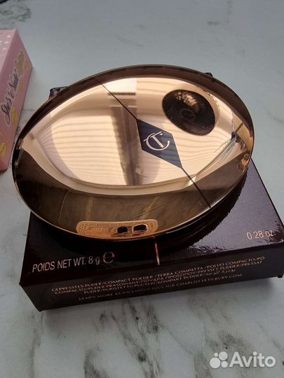 Charlotte Tilbury. Пудра. Хайлайтер