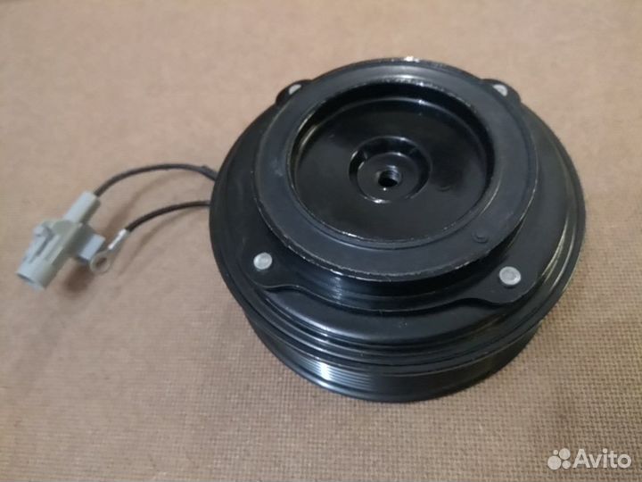 Муфта кондиционера BMW 7 F01