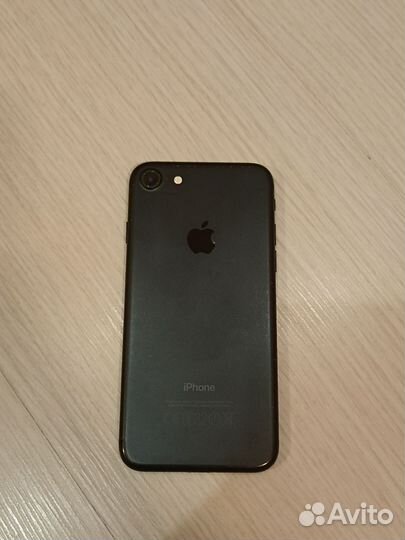 iPhone 7, 32 ГБ