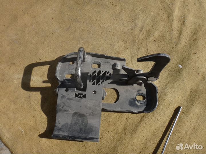 Пассат цц замок капота Volkswagen Passat CC 08-12