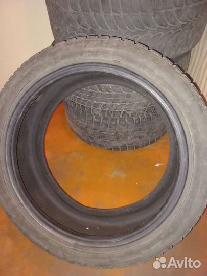Bridgestone Blizzak LM-32 225/45 R18
