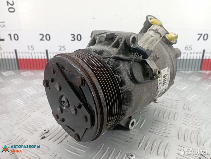 Компрессор кондиционера Opel Zafira Family рест