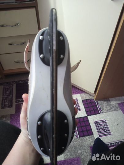 Коньки хоккейные