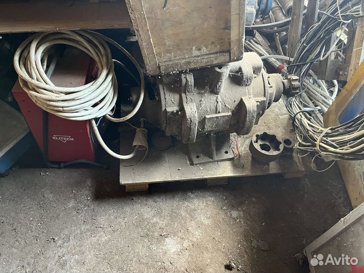 Вакуумный насос