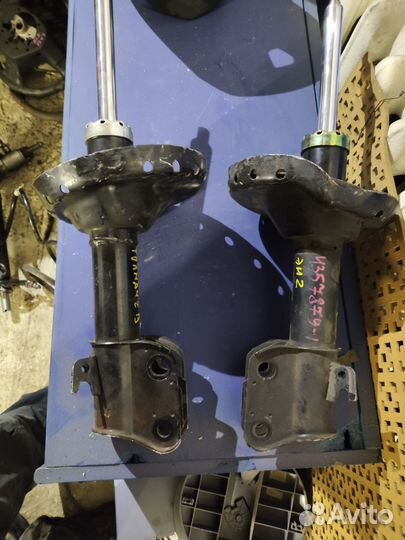 Амортизаторы передние Subaru Legacy 2003 -2009