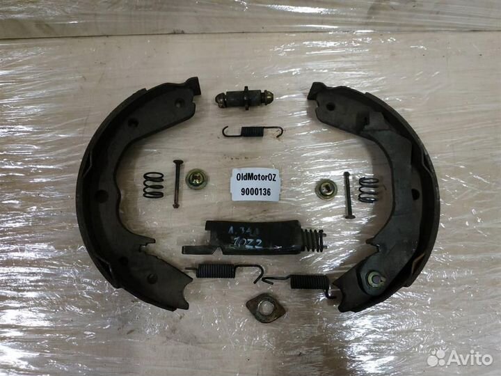 Колодки ручного тормоза к-кт Acura MDX (2001-2006)