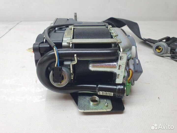 Ремень безопасности передний левый Mercedes-Benz C