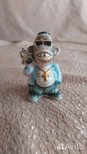 Статуэтка фарфоровая обезьяна