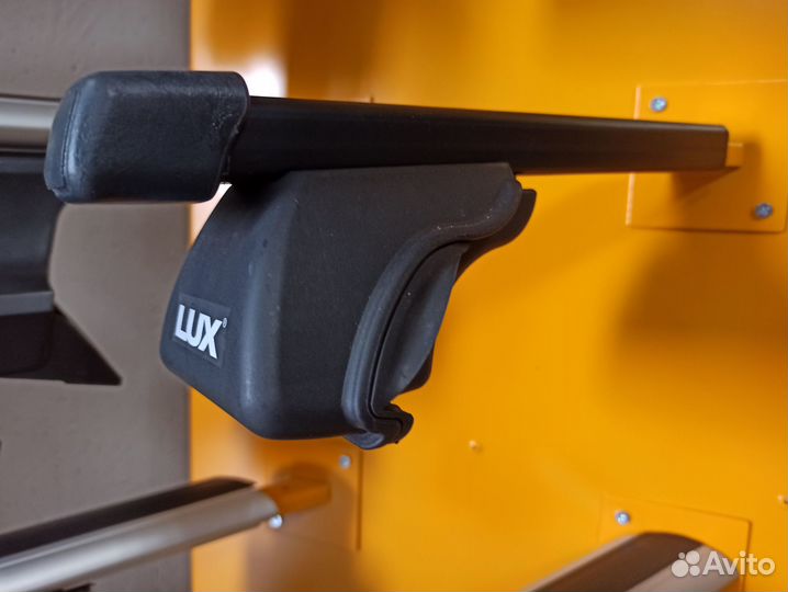 Багажник на крышу авто,Автобагажник,Рейлинги