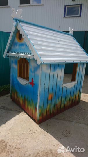 Домик кукольный