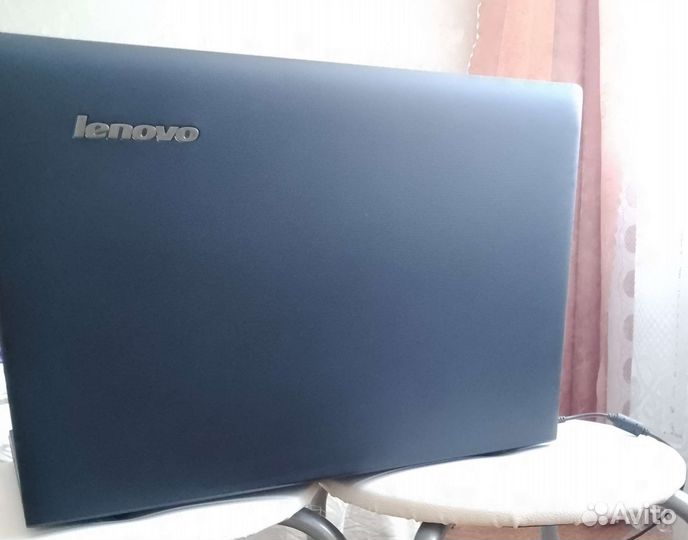 Ноутбук lenovo