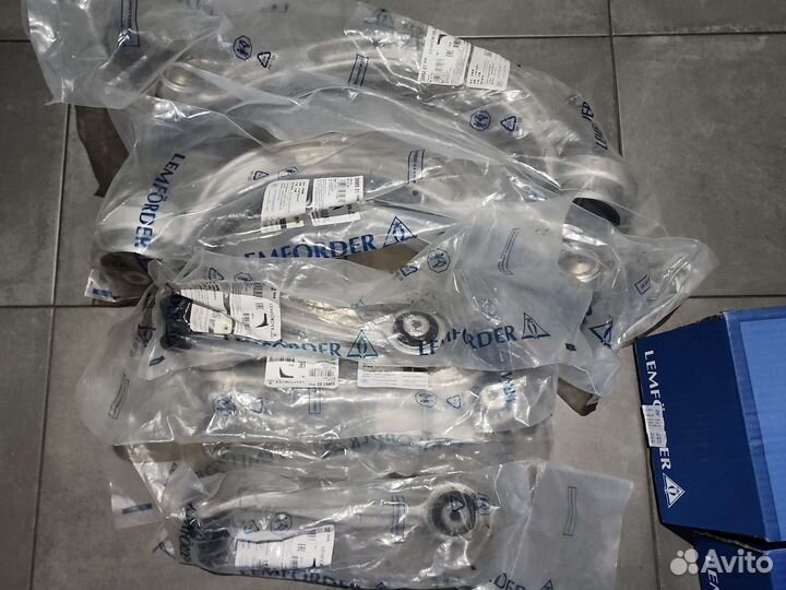 Рычаг подвески audi a4 a5 q5 a6 q7 верхний кривой