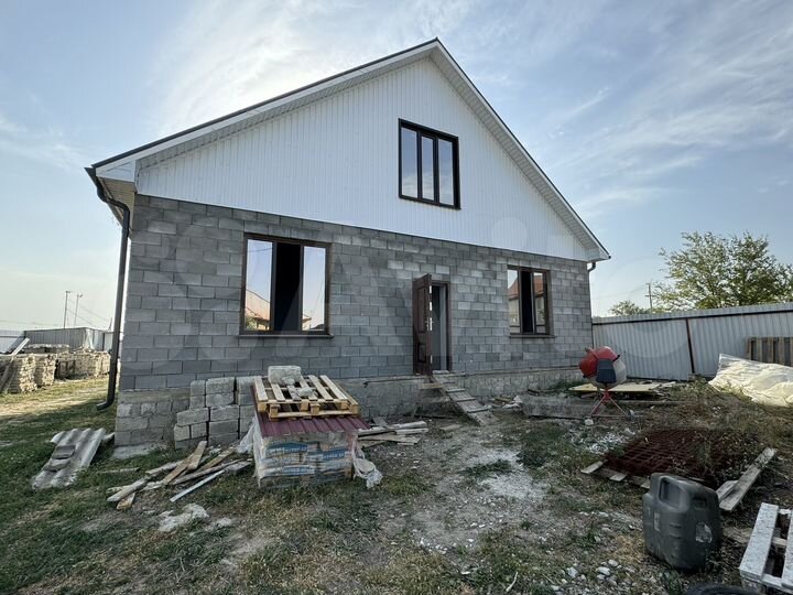 Дом 144 м² на участке 6,3 сот.