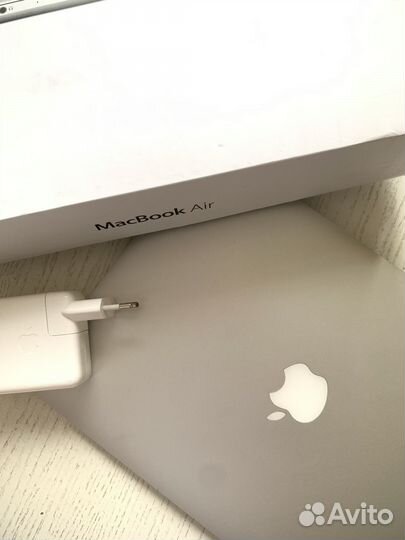 Macbook air 13 mid 2013