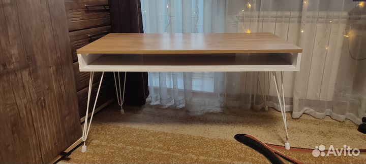 Журнальный столик