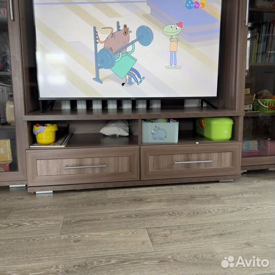 Тумба под телевизор