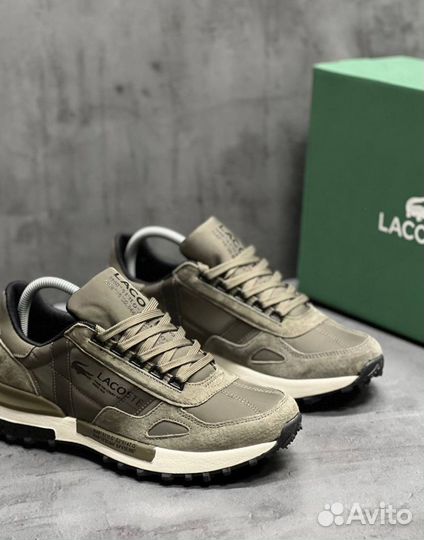 Кроссовки Lacoste эргономичные