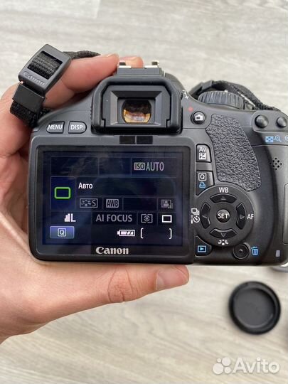 Зеркальный фотоаппарат canon 550d