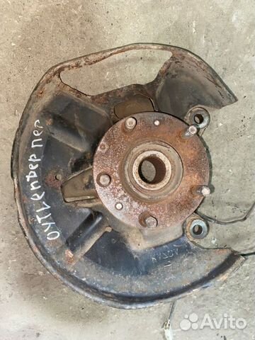 Кулак поворотный передний левый Mitsubishi