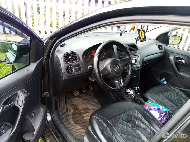 Volkswagen Polo 1.6 МТ, 2011, 176 621 км