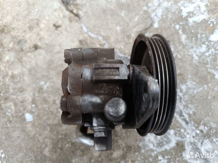 Насос гур S6D 1.6 Kia Spectra/Shuma 2