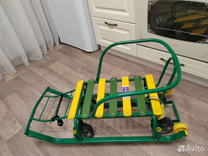 Санки с колесами