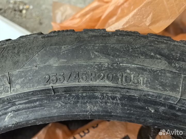 Toyo Observe G3-Ice 255/45 R20