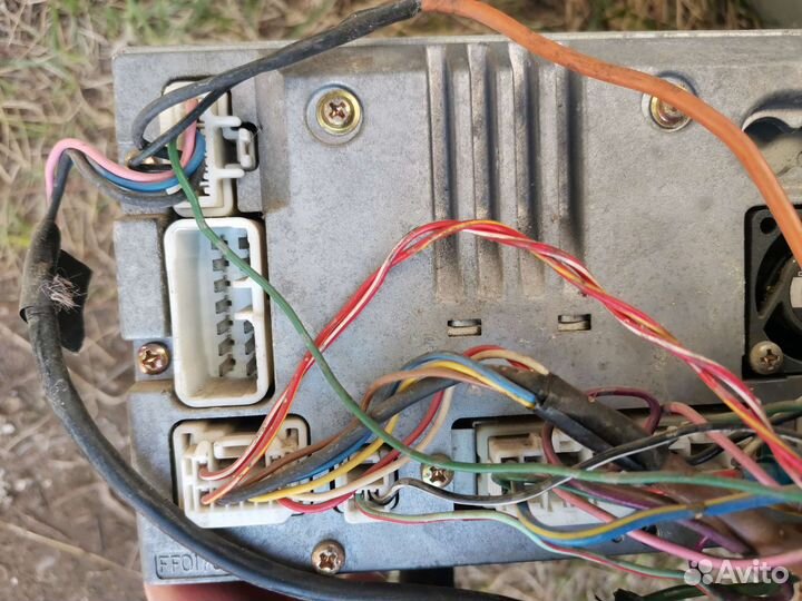 Штатная магнитола на Toyota Land Cruiser Prado