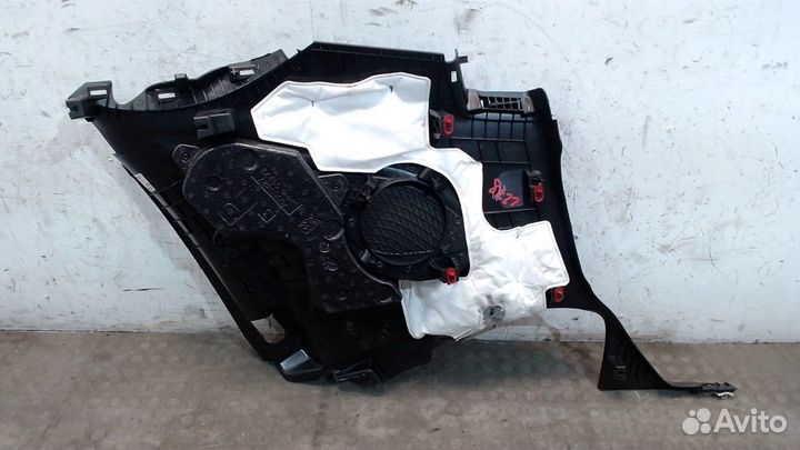 Обшивка салона Chevrolet Camaro 2018, 2020