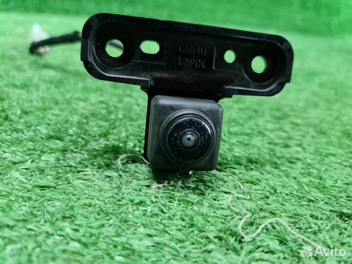 Камера передняя Cadillac Escalade 4 (2014-2020)