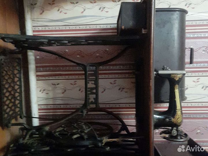 Машинка швейная П.Г.М.З