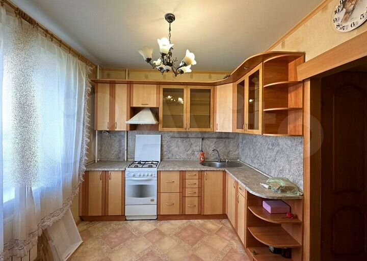 2-к. квартира, 52 м², 3/10 эт.