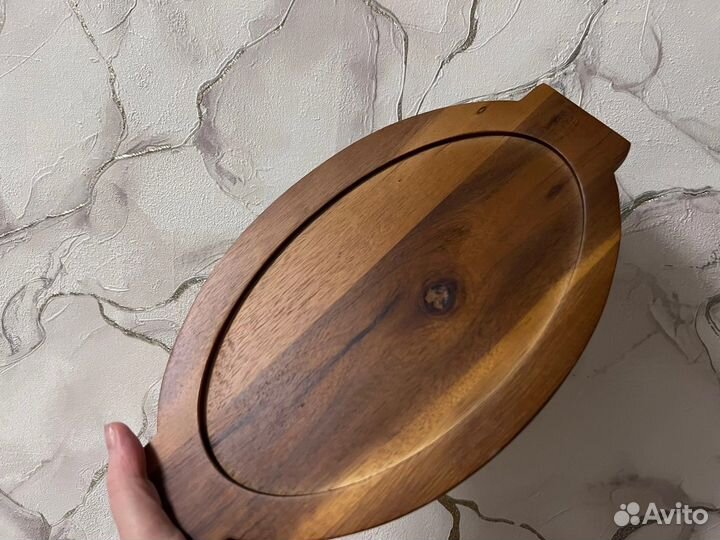 Овальное блюдо для запекания