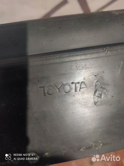 Накладка подножки левая Toyota Land Cruiser 150