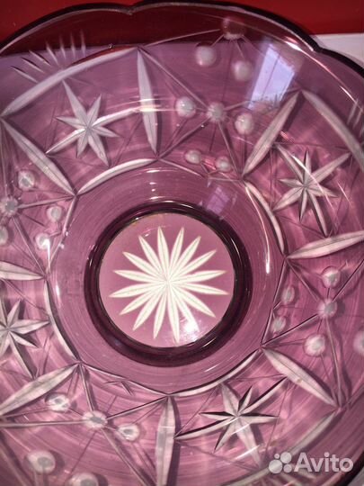 Ваза марганцевое стекло. Винтаж