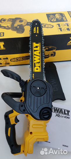 Dewalt DCM565 аккумуляторная цепная пила