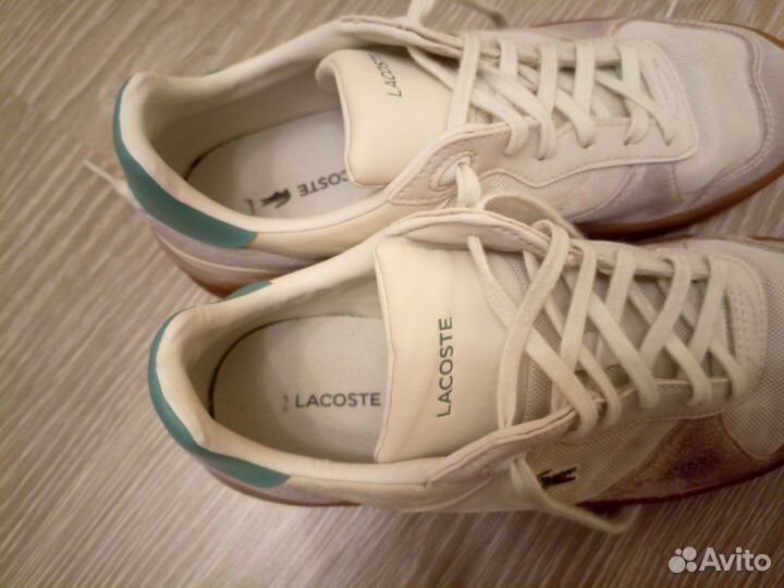 Кроссовки женские