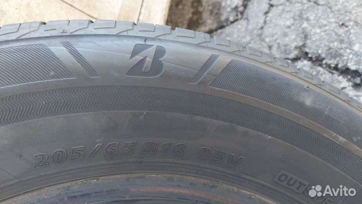 Bridgestone Ecopia EP300 205/65 R16 95V