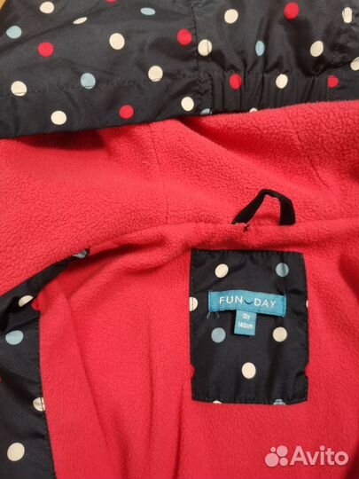 Ветровка для девочки