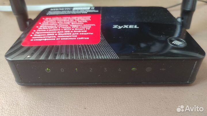 Роутер Zyxel Omni II 300 Мб/с, USB, 4G, 4 LAN