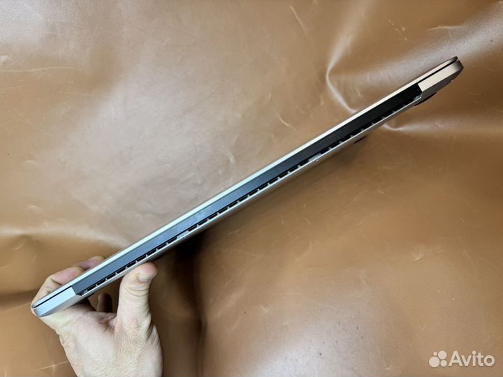 Macbook pro 15 2014 Retina супер состояние экрана